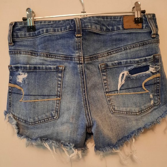American Eagle Denim Shorts - Picture 2 of 4